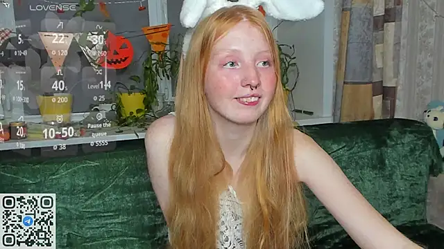 Snapshot of RitaSweety18 chatting on 10/27/25, 07:07 RitaSweety18 online show from 10/27/25, 07:07