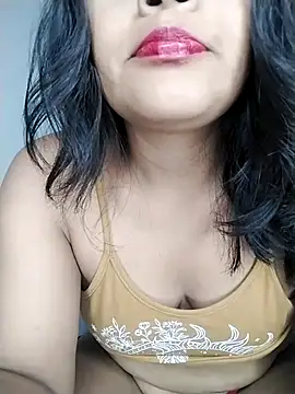 Snapshot of Karin_39 chatting on 04/11/26, 05:01 Karin 39 online show from 04/11/26, 05:01