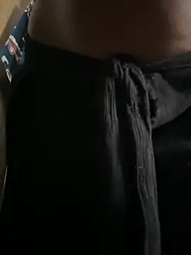 Snapshot of DAMinii_ chatting on 10/17/25, 11:57 DAMinii online show from 10/17/25, 11:57