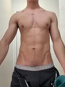 Snapshot of gymratforyouu chatting on 02/09/26, 03:21 gymratforyouu online show from 02/09/26, 03:21