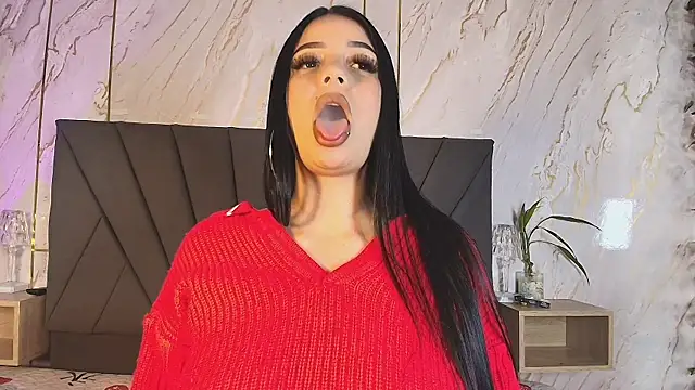 Snapshot of Luna_Scarlet1 chatting on 09/25/25, 06:17 Luna Scarlet1 online show from 09/25/25, 06:17