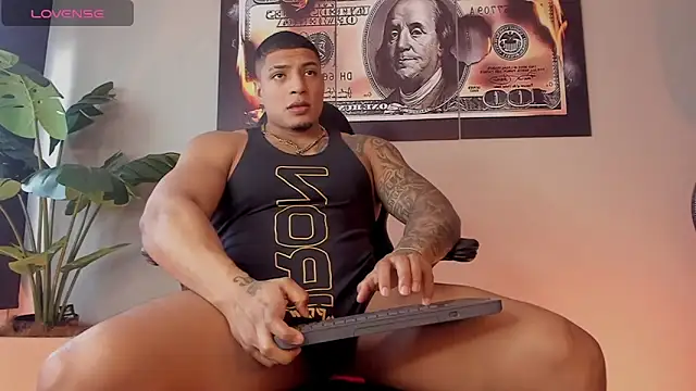 Snapshot of chrizmacgregor chatting on 12/01/25, 07:52 chrizmacgregor online show from 12/01/25, 07:52