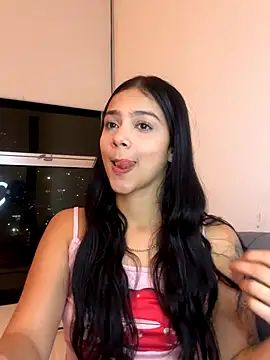 Snapshot of Mia_fire666 chatting on 12/05/25, 02:31 Mia fire666 online show from 12/05/25, 02:31