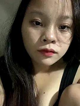 Snapshot of -Miraa- chatting on 09/18/25, 03:41 -Miraa- online show from 09/18/25, 03:41