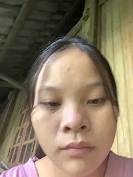 Snapshot of -Miraa- chatting on 09/21/25, 12:12 -Miraa- online show from 09/21/25, 12:12