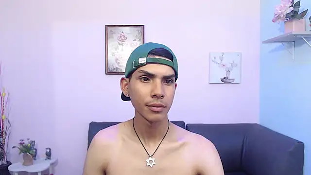 David 925  online show from 10/18/25, 03:53