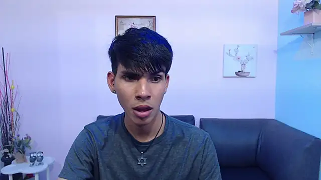 David 925  online show from 10/26/25, 04:18