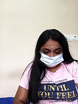 Snapshot of queendivya chatting on 09/21/25, 07:21 queendivya online show from 09/21/25, 07:21