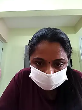 Snapshot of queendivya chatting on 09/28/25, 08:52 queendivya online show from 09/28/25, 08:52