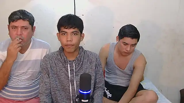 P4NT0J4 online show from 04/17/26, 05:43