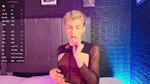 Erick Velveth online show from 11/10/25, 06:34