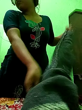 Snapshot of sanaya_3 chatting on 02/05/26, 05:17 sanaya 3 online show from 02/05/26, 05:17