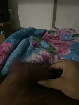 kylieputinha online show from 05/25/26, 10:49