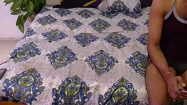 Lovelyy-couple online show from 02/06/26, 05:01