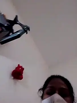 TAMIL AMMUSRI online show from 09/23/25, 12:41