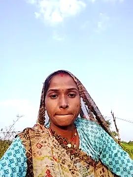 Snapshot of Hot_reshmaji chatting on 10/12/25, 11:31 Hot reshmaji online show from 10/12/25, 11:31