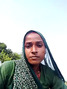 Snapshot of Hot_reshmaji chatting on 10/15/25, 09:53 Hot reshmaji online show from 10/15/25, 09:53