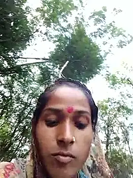 Snapshot of Hot_reshmaji chatting on 10/22/25, 10:48 Hot reshmaji online show from 10/22/25, 10:48