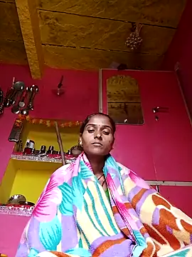 Snapshot of Hot_reshmaji chatting on 10/27/25, 06:06 Hot reshmaji online show from 10/27/25, 06:06