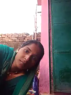 Snapshot of Hot_reshmaji chatting on 11/12/25, 05:52 Hot reshmaji online show from 11/12/25, 05:52