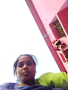 Snapshot of Hot_reshmaji chatting on 12/14/25, 10:42 Hot reshmaji online show from 12/14/25, 10:42