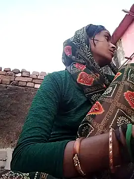 Hot reshmaji online show from 02/07/26, 12:31