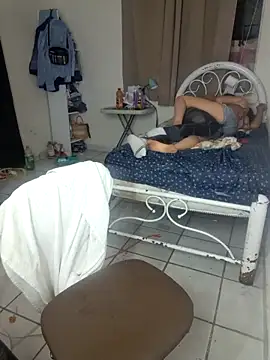 Snapshot of nenalinda69 chatting on 09/27/25, 10:20 nenalinda69 online show from 09/27/25, 10:20