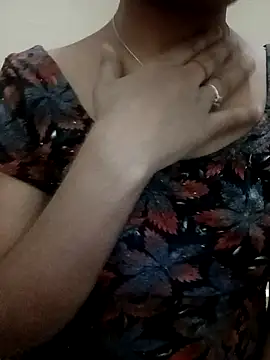 Snapshot of Disha-_00 chatting on 11/09/25, 04:38 Disha- 00 online show from 11/09/25, 04:38