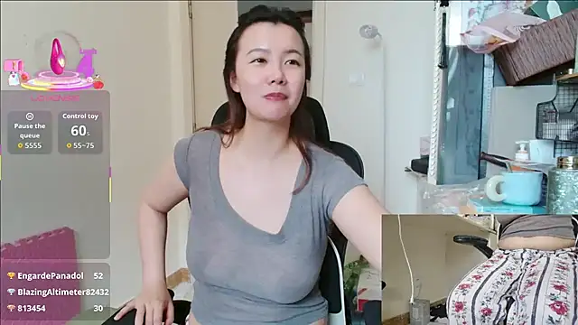 Snapshot of sallycui chatting on 06/18/26, 01:06 sallycui online show from 06/18/26, 01:06