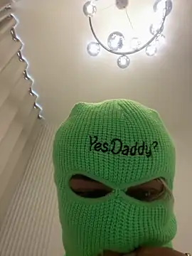 Snapshot of BabyBluexox chatting on 09/27/25, 05:45 BabyBluexox online show from 09/27/25, 05:45