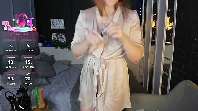 Layla Glam online show from 01/17/26, 01:16