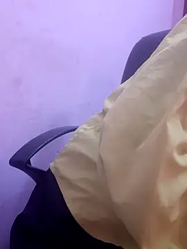 pari rani7 online show from 02/05/26, 03:44