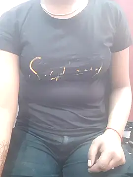 pari rani7 online show from 02/17/26, 04:20