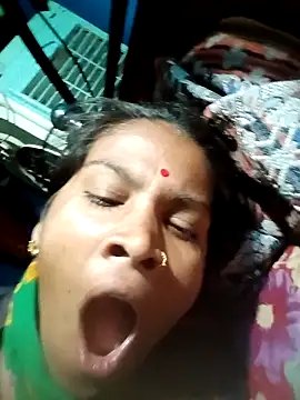 Soya8080 online show from 10/08/25, 03:20