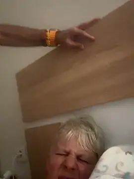 VyC7564 online show from 10/13/25, 02:22