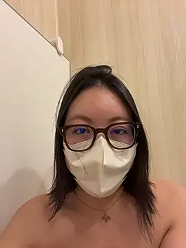 Snapshot of 7_hazime chatting on 12/05/25, 10:35 7 hazime online show from 12/05/25, 10:35