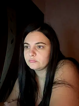 Snapshot of SweetBerryX chatting on 10/17/25, 06:38 SweetBerryX online show from 10/17/25, 06:38