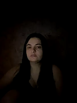 Snapshot of SweetBerryX chatting on 10/18/25, 09:04 SweetBerryX online show from 10/18/25, 09:04