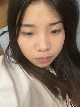 Snapshot of -Tania- chatting on 10/11/25, 06:01 -Tania- online show from 10/11/25, 06:01