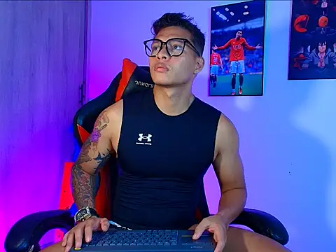 evan greey online show from 09/18/25, 03:47