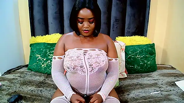 Snapshot of BendOveR0123 chatting on 11/22/25, 06:51 BendOveR0123 online show from 11/22/25, 06:51