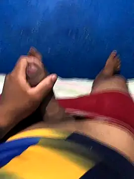 Snapshot of Alangostoso092 chatting on 11/24/25, 01:38 Alangostoso092 online show from 11/24/25, 01:38