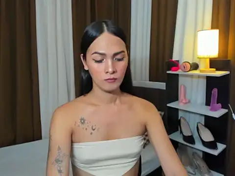 Sedictive Samantha online show from 10/28/25, 05:22