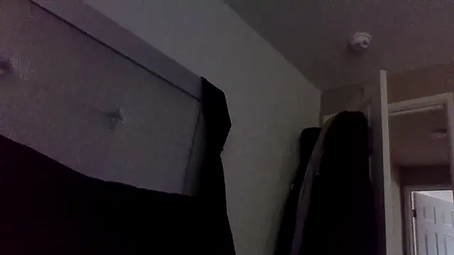 Rileyxxx69 online show from 01/11/26, 08:25