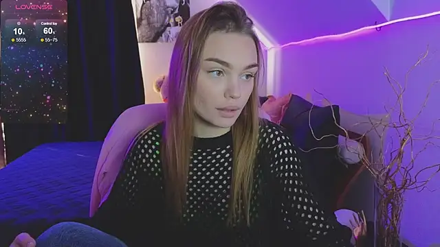 KitsyMoore online show from 10/18/25, 01:12