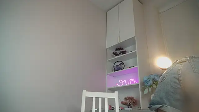 lovekissmes online show from 09/24/25, 02:09