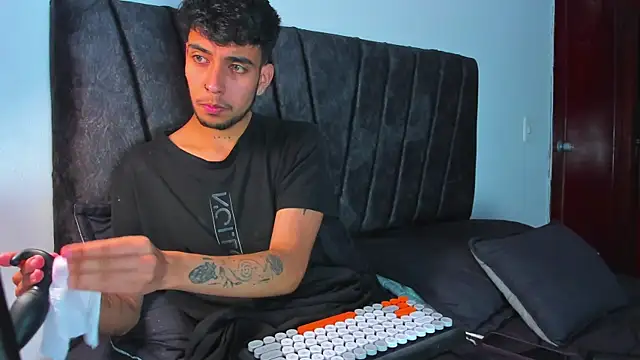 jei coxs online show from 10/14/25, 05:47