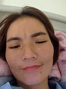 phuongxinhxan online show from 10/16/25, 04:57