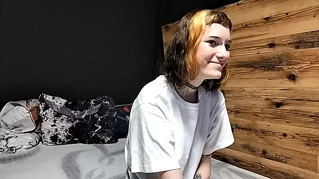 JenaeRadloff online show from 10/06/25, 04:32