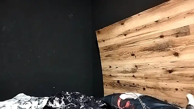 JenaeRadloff online show from 10/10/25, 04:44